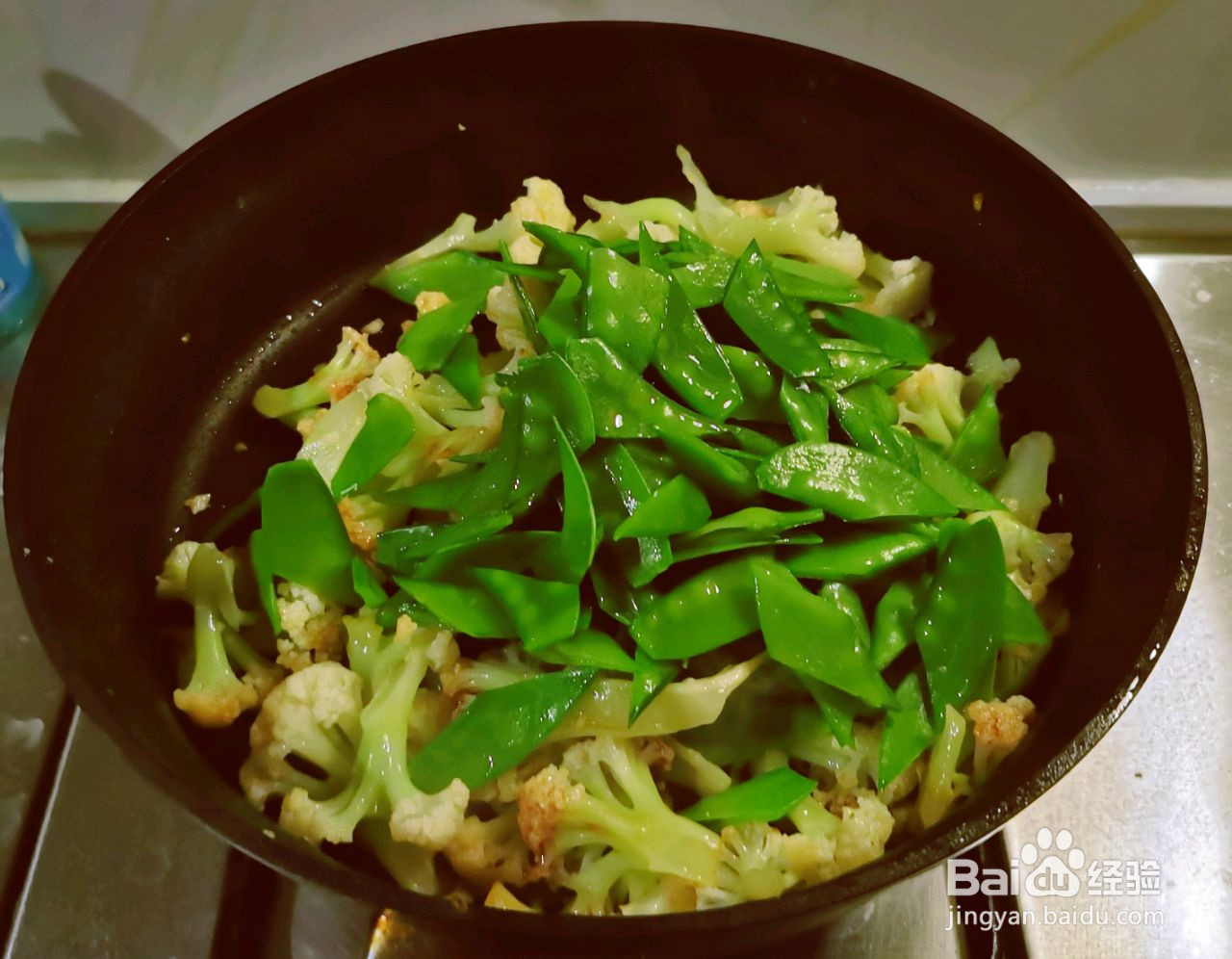 花椰菜炒荷兰豆的做法