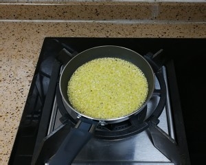 教你怎么做蒜蓉瑶柱蒸白玉菇