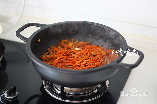 山西风味肉丝炒饼的做法