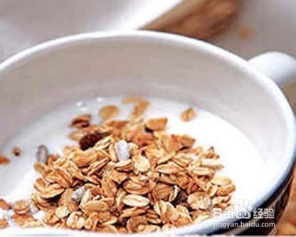 DIY麦片去死皮面膜