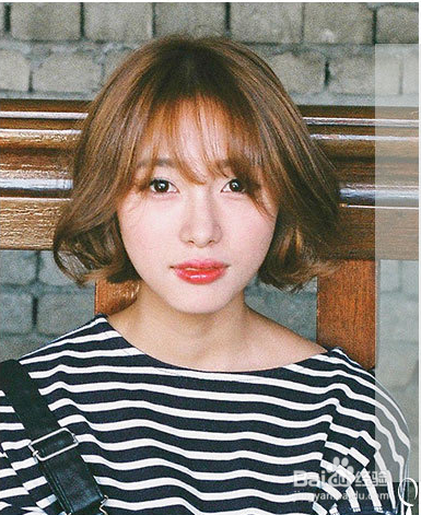 8款冬日治愈系女神发型，不可或缺的温暖卷发！