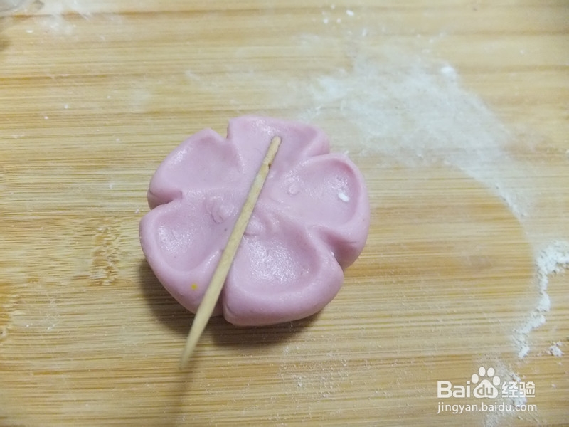 梅花豆沙糯米团