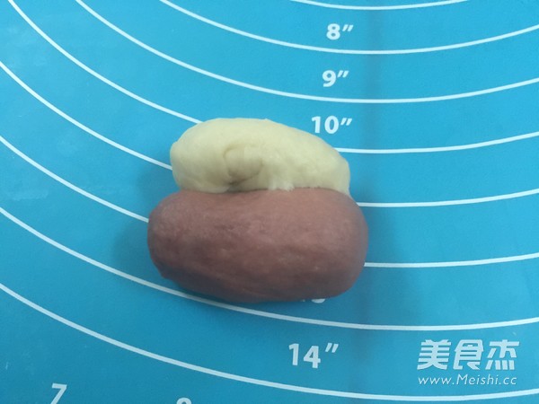 花环与熊熊面包