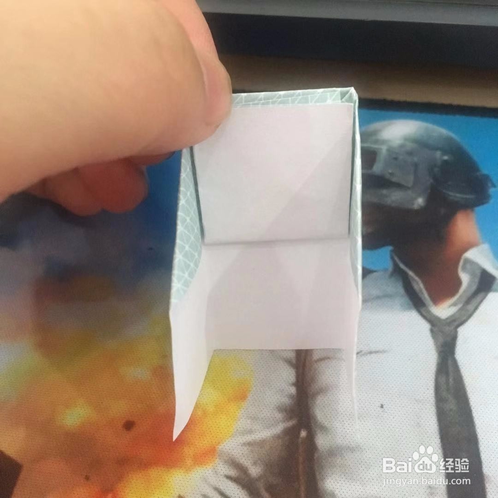 如何折叠小凳子