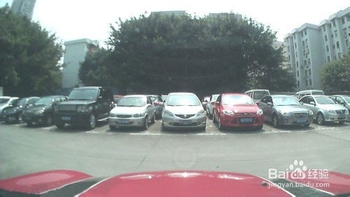 选准位置安装行车记录仪录制无死角