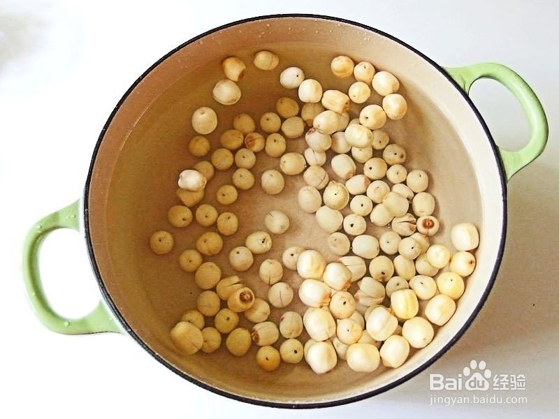 怎样做出家常菜系列之红枣银耳莲子汤