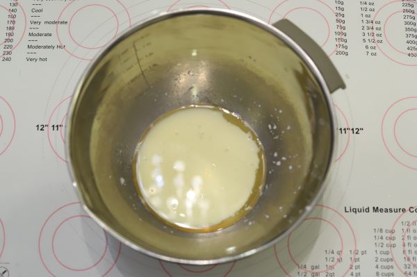 万圣节南瓜杯子蛋糕