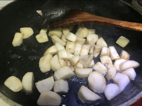 咖喱鸡肉杏鲍菇饭