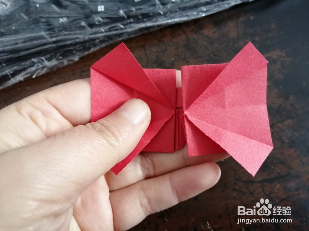 如何折一个抽象的蝴蝶