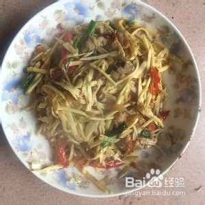 食补佳品竹笋炒肉的做法