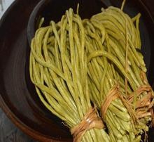 泡豇豆炖排骨是怎样制作的