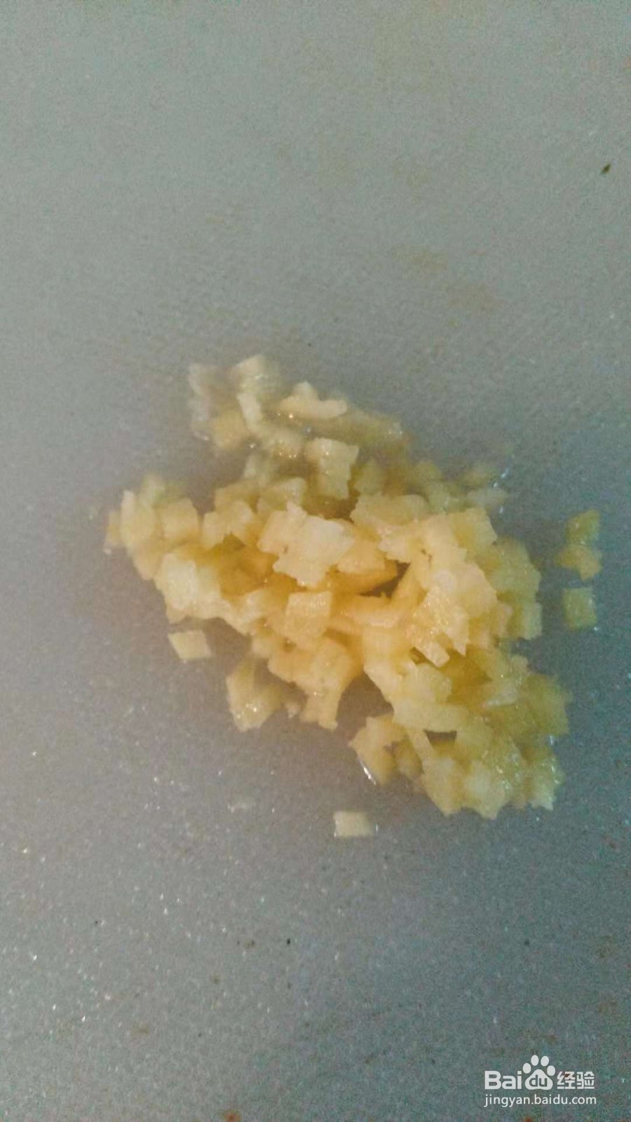 怎样炒芹菜好吃？