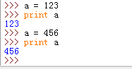 Python中的基本数据类型及print、变量