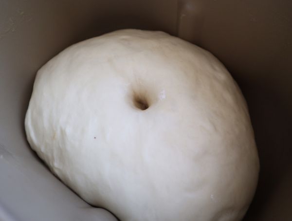 牛奶拉丝小餐包