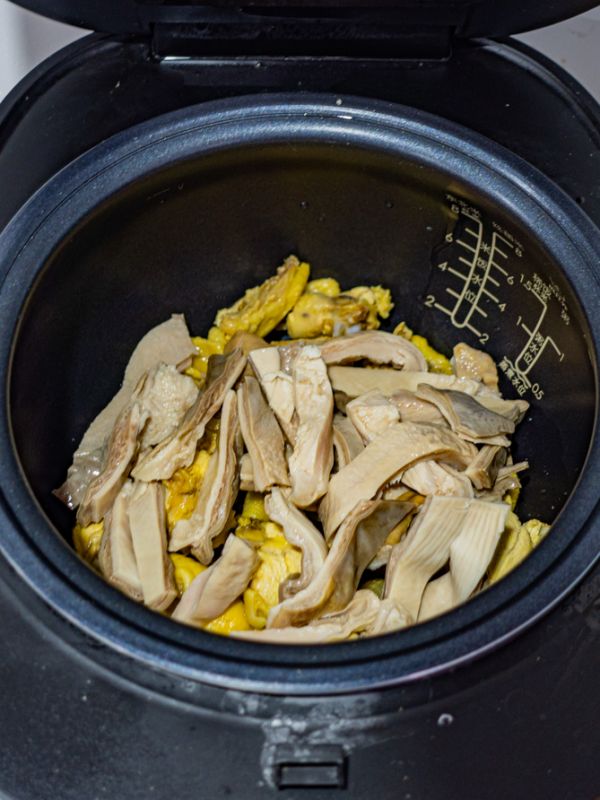 奶香椰汁猪肚鸡汤