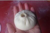 来几个大肉包子