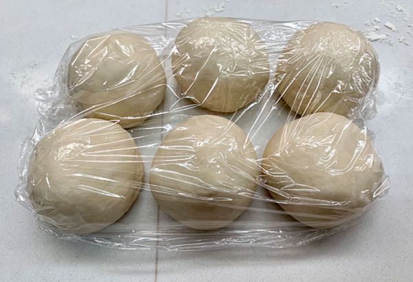 日式蜜豆芝麻包