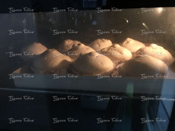 枣泥黑麦丑丑包