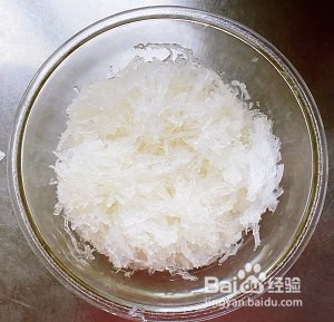 滋补清炖燕窝的做法