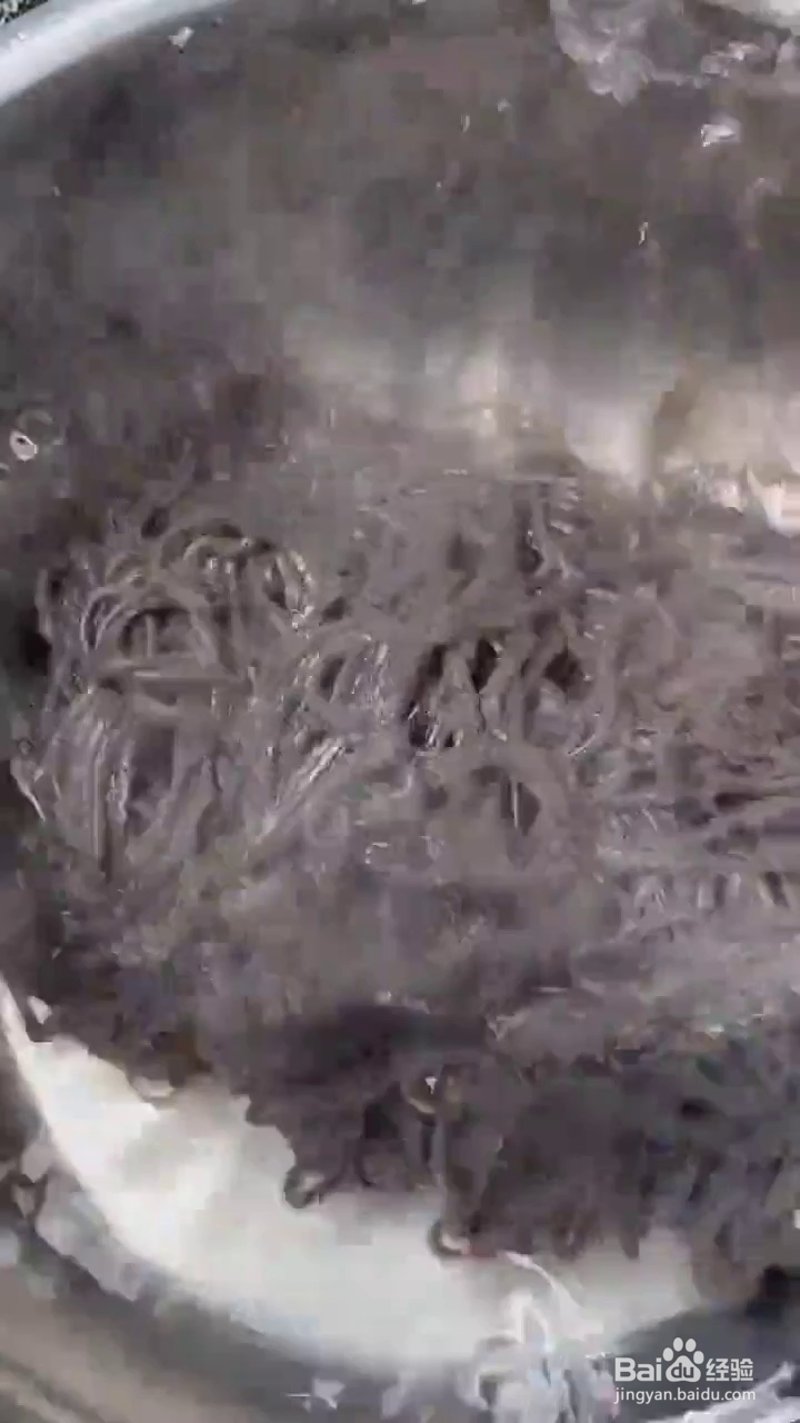 如何制作好吃的凉拌蕨根粉