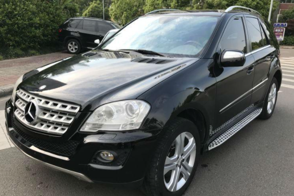 奔驰GLE350和奔驰ML350的区别