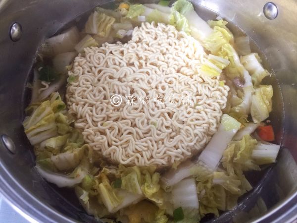 一碗有腔调的方便面