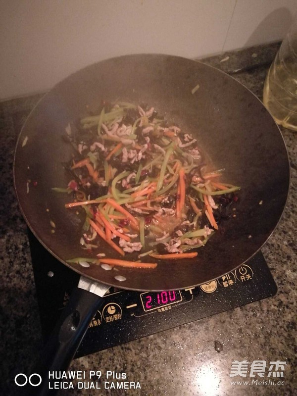 鱼香肉丝的做法