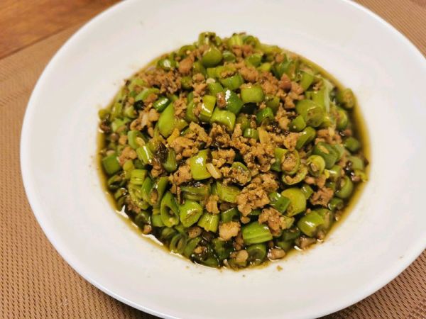 榄菜肉末四季豆