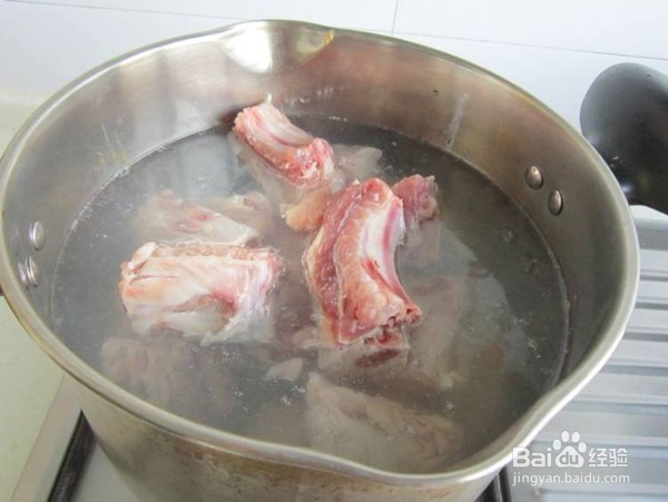 如何制作腐乳烧排骨