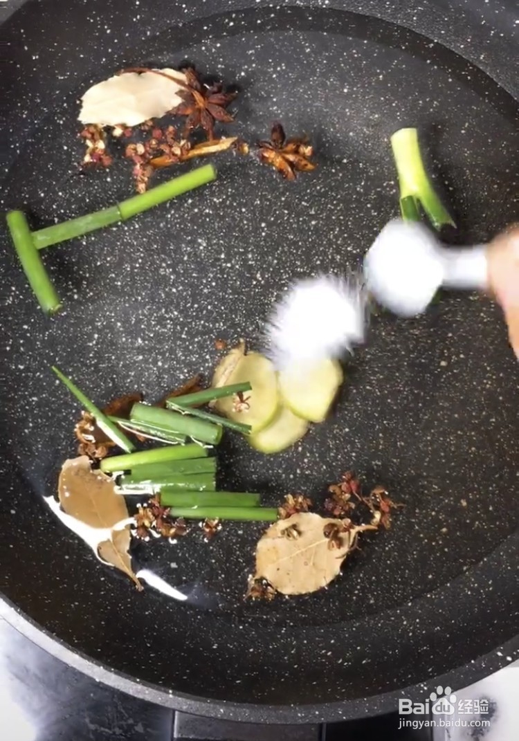 好吃自制泡椒凤爪的做法