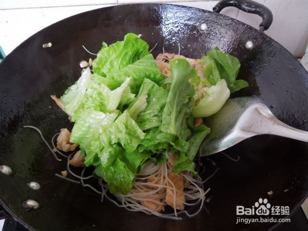 生菜炒米粉的制作方法
