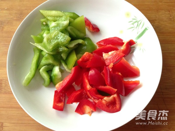 干锅培根香菇片