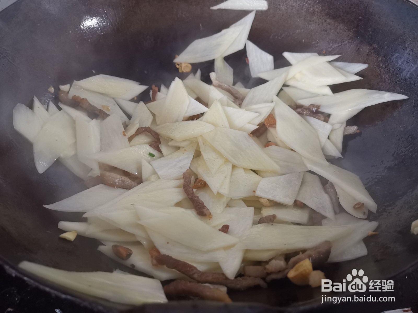 肉丝茭白炒油麦菜