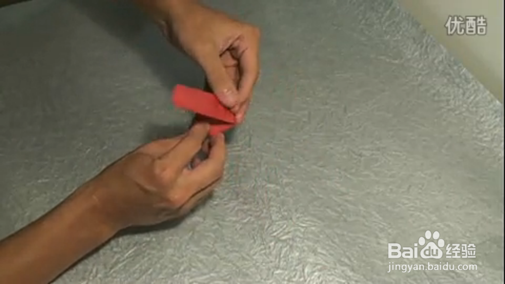 如何用纸叠星星