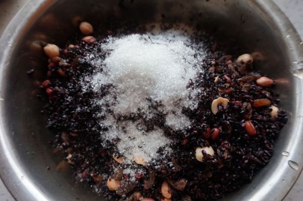 紫米八宝锥形粽子