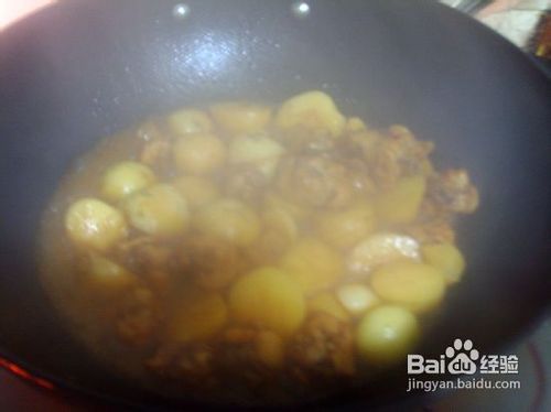 土豆烧鸡翅