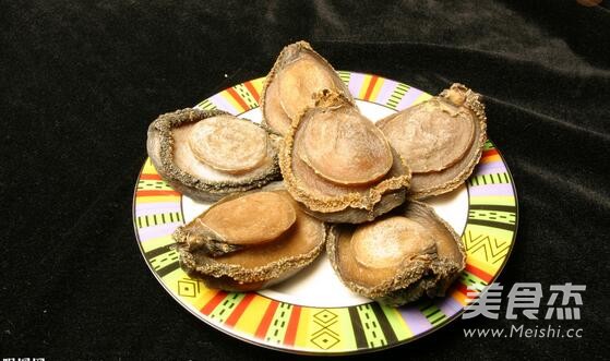 龙筵虫草食补方:冬菇虫草炖鲍参