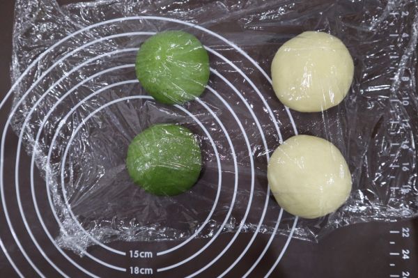 抹茶双色爱心吐司