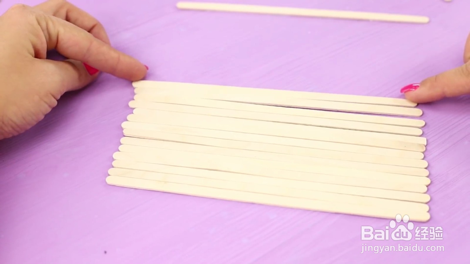 怎么给芭比diy摇摇椅？