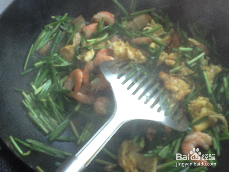 虾仁鸡蛋炒韭菜的做法