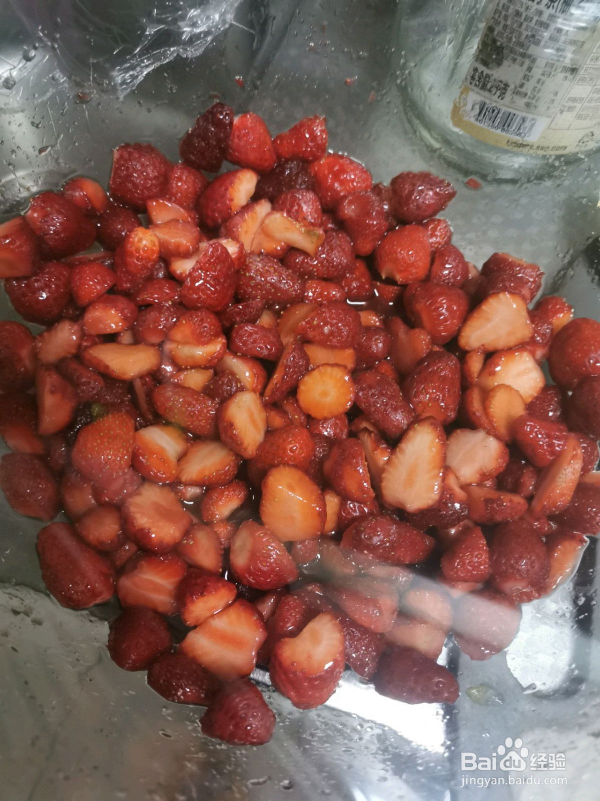 酸甜可口的草莓酱的做法