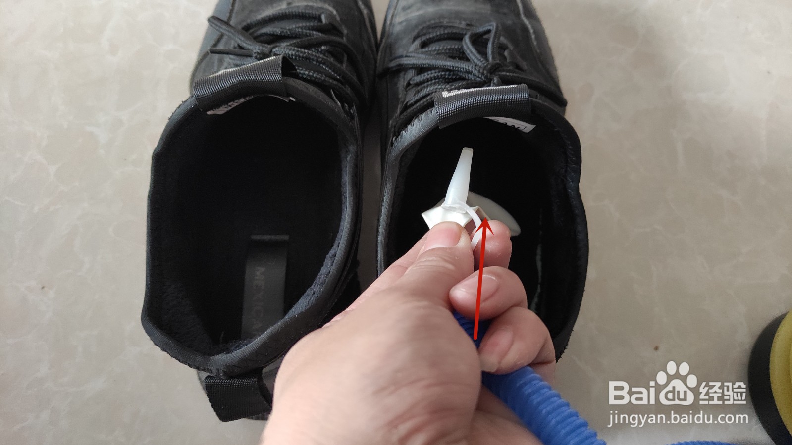 新鞋子挤脚怎么办