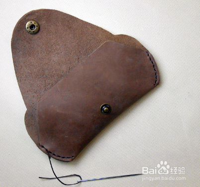 手工制作牛皮墨镜包的制作方法