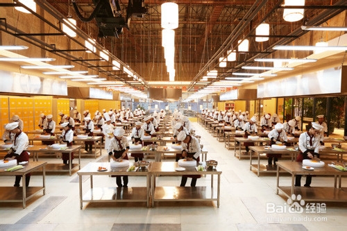 男生学中餐好还是西点好