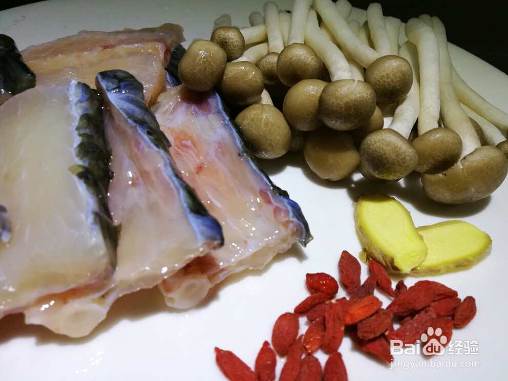 妈妈教我做的悦妈蟹味菇鱼骨汤