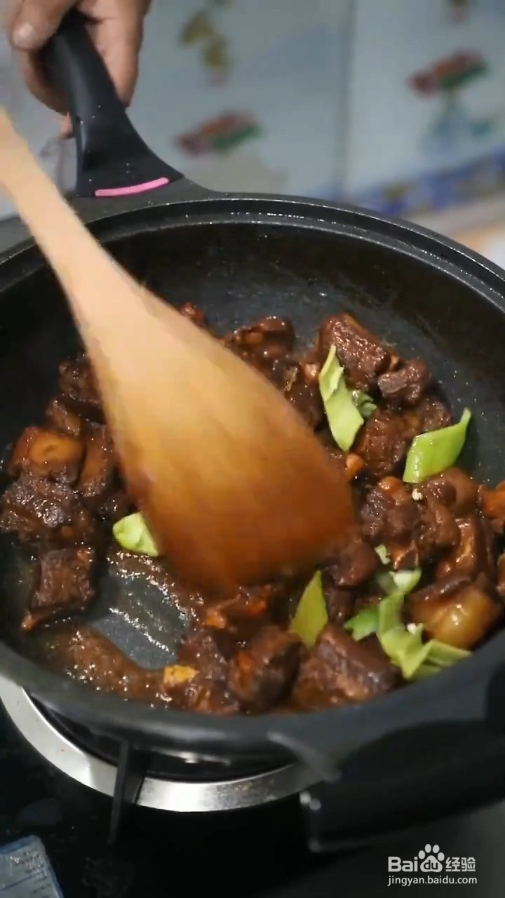 怎么在家做好吃的红烧排骨
