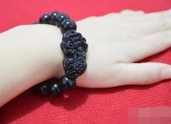 黑耀石貔貅手链怎么戴