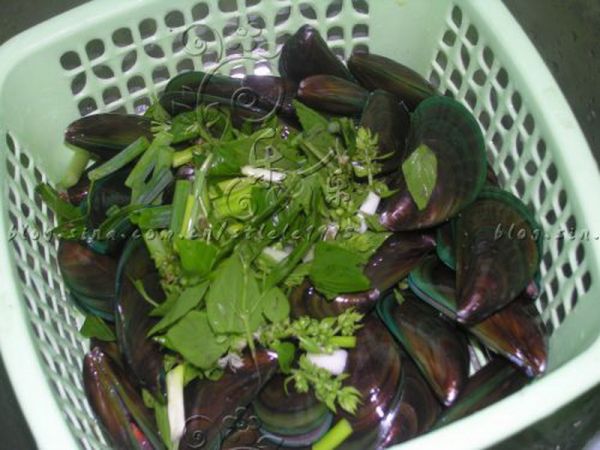 黄油罗勒炒海虹