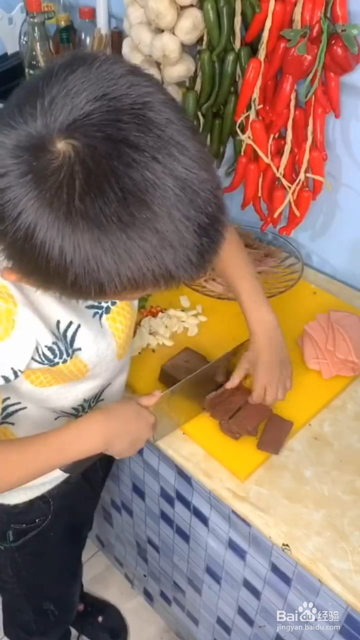 如何制作家庭版毛血旺