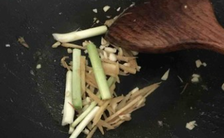 梅汁河虾怎么做呢